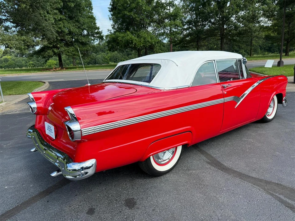 1956 Ford Fairlane 1st Gen - Image 19 of 31
