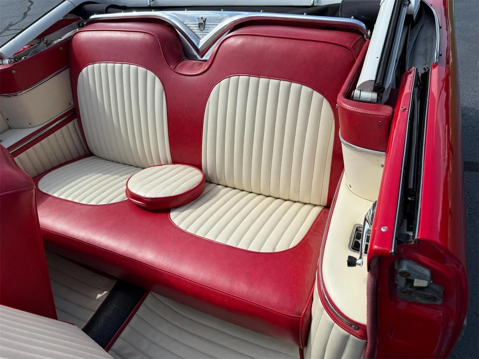 1956 Ford Fairlane 1st Gen - Image 24 of 31