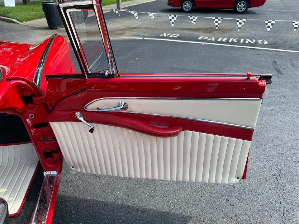1956 Ford Fairlane 1st Gen - Image 27 of 31