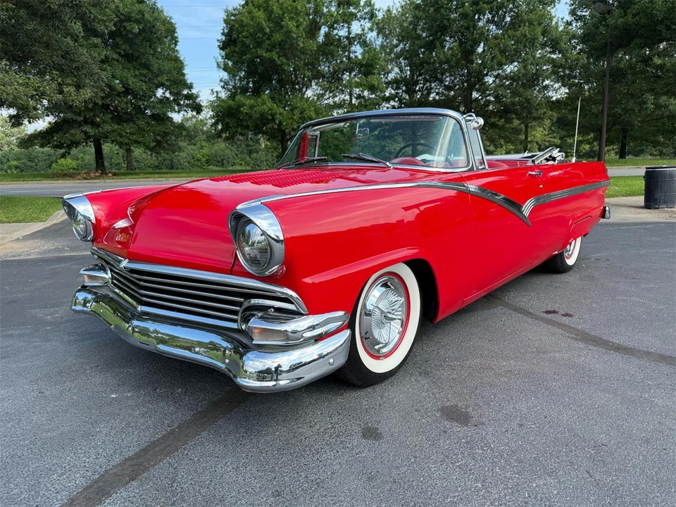 1956 Ford Fairlane 1st Gen - Image 2 of 31
