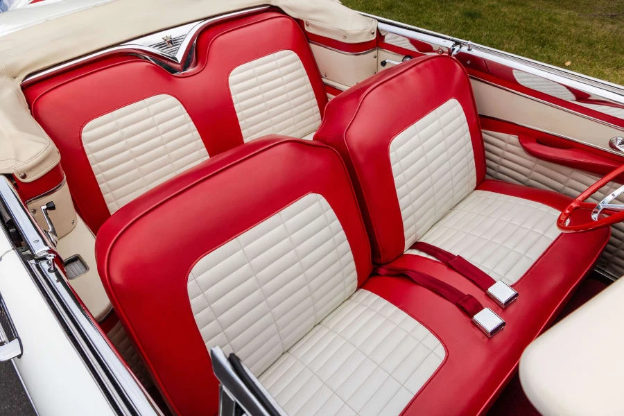1956 Ford Fairlane 1st Gen - Image 26 of 31