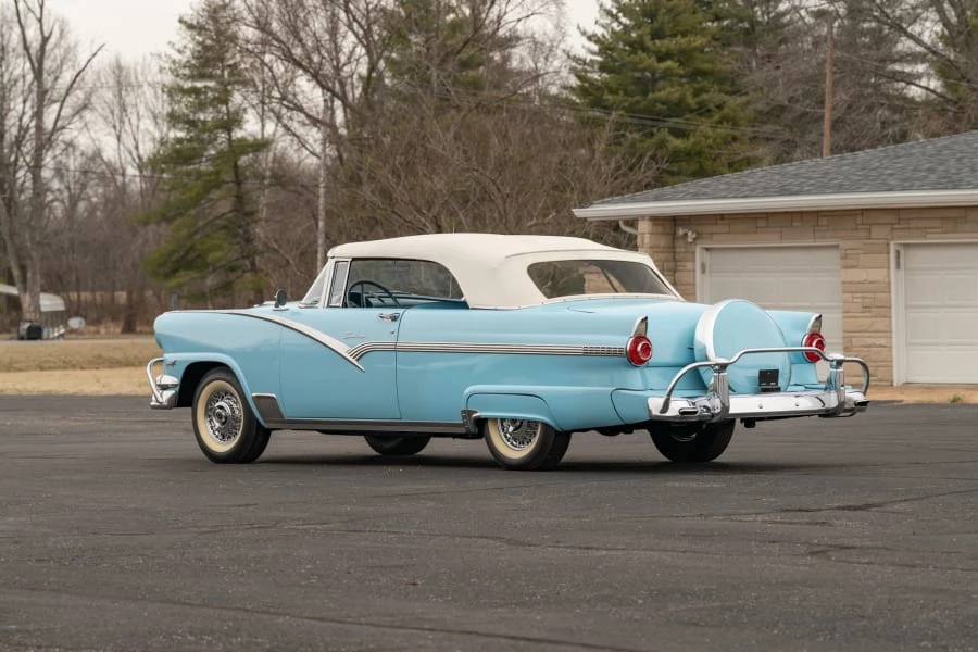 1956 Ford Fairlane 1st Gen - Image 16 of 30