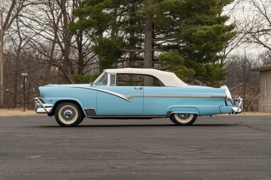 1956 Ford Fairlane 1st Gen - Image 18 of 30