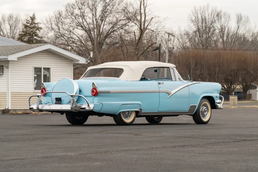 1956 Ford Fairlane 1st Gen - Image 13 of 30