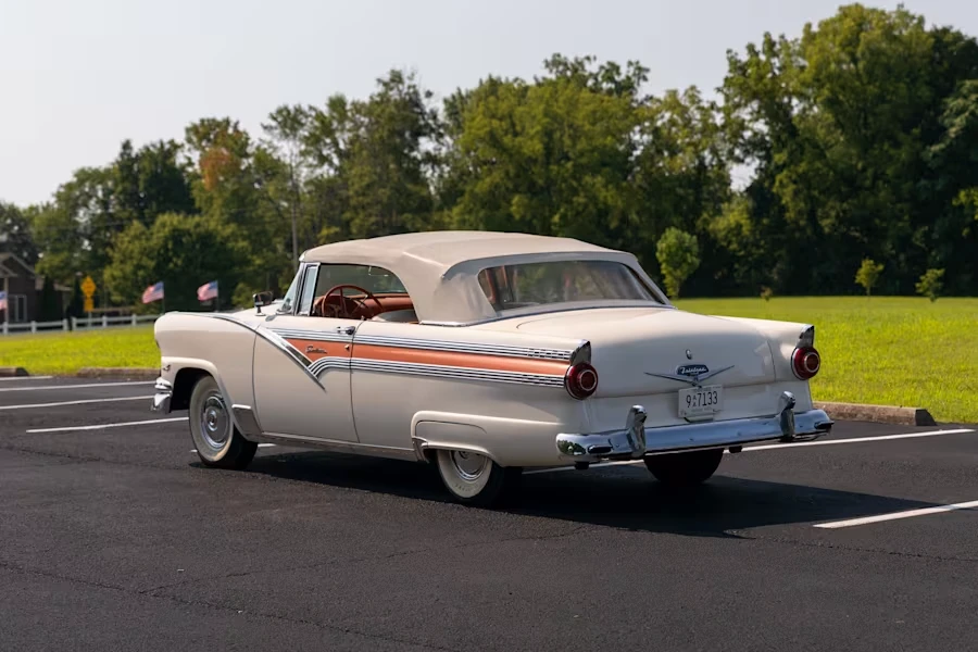 1956 Ford Fairlane 1st Gen - Image 8 of 29