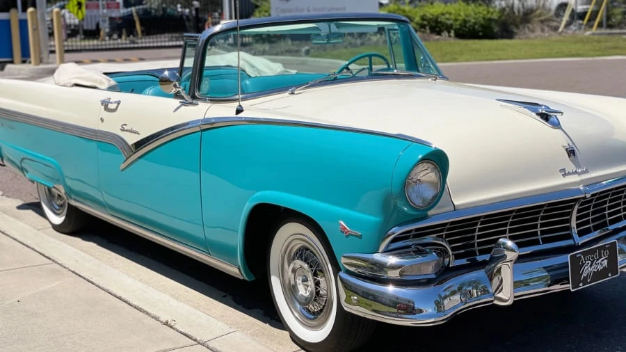 1956 Ford Fairlane 1st Gen - Image 7 of 8
