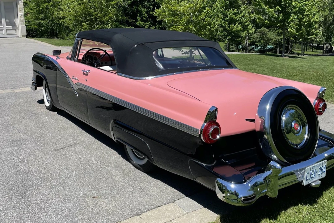 1956 Ford Fairlane 1st Gen - Image 26 of 31