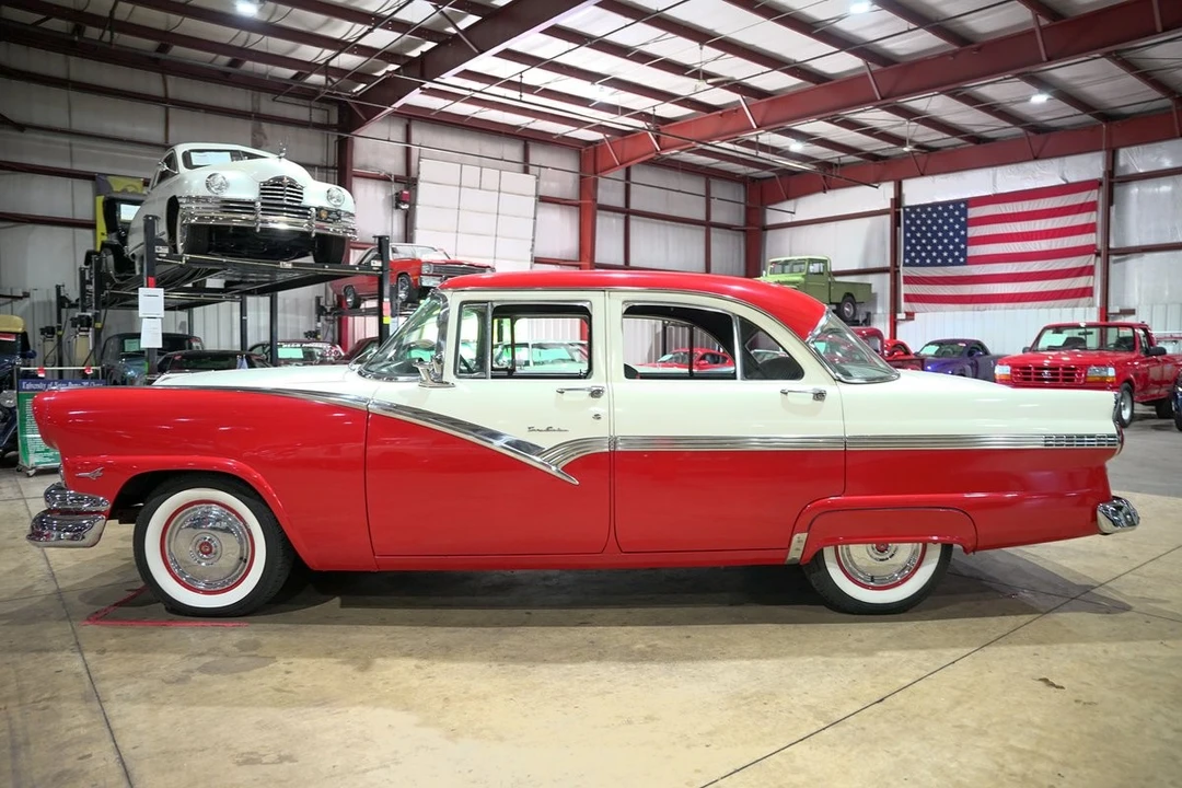 1956 Ford Fairlane 1st Gen - Image 4 of 12