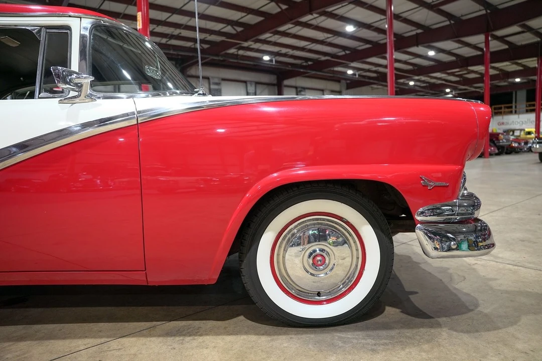 1956 Ford Fairlane 2nd Gen - Image 11 of 12
