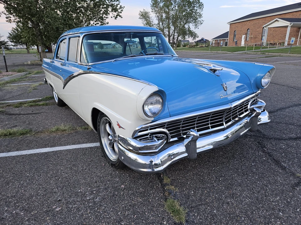 1956 Ford Fairlane 1st Gen - Image 11 of 31