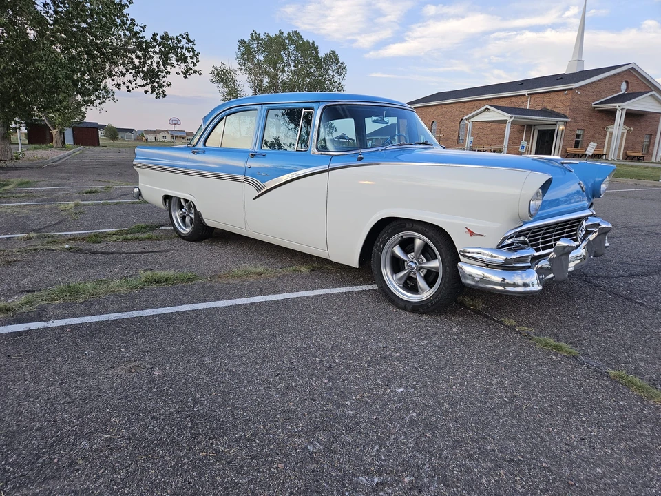 1956 Ford Fairlane 1st Gen - Image 10 of 31