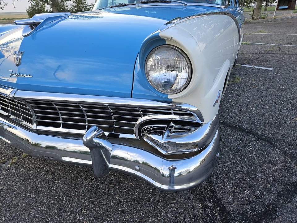 1956 Ford Fairlane 1st Gen - Image 14 of 31