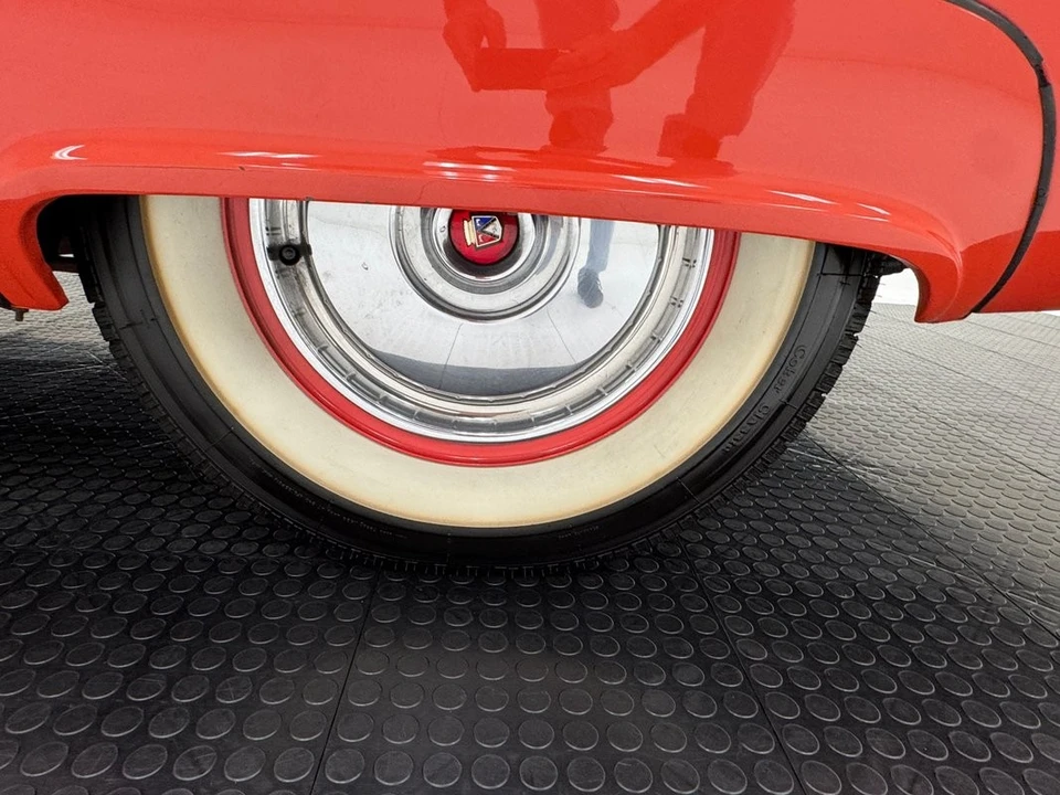 1956 Ford Fairlane 1st Gen - Image 22 of 31