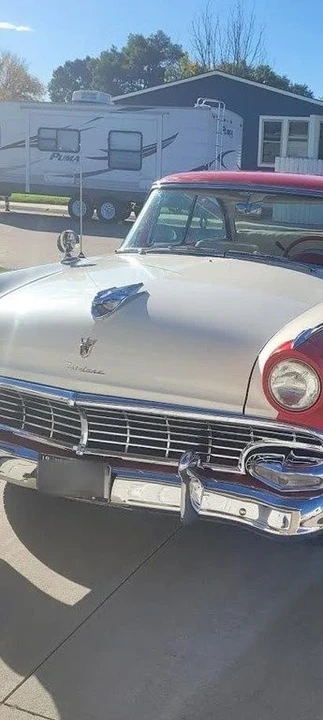 1956 Ford Fairlane 1st Gen - Image 16 of 18