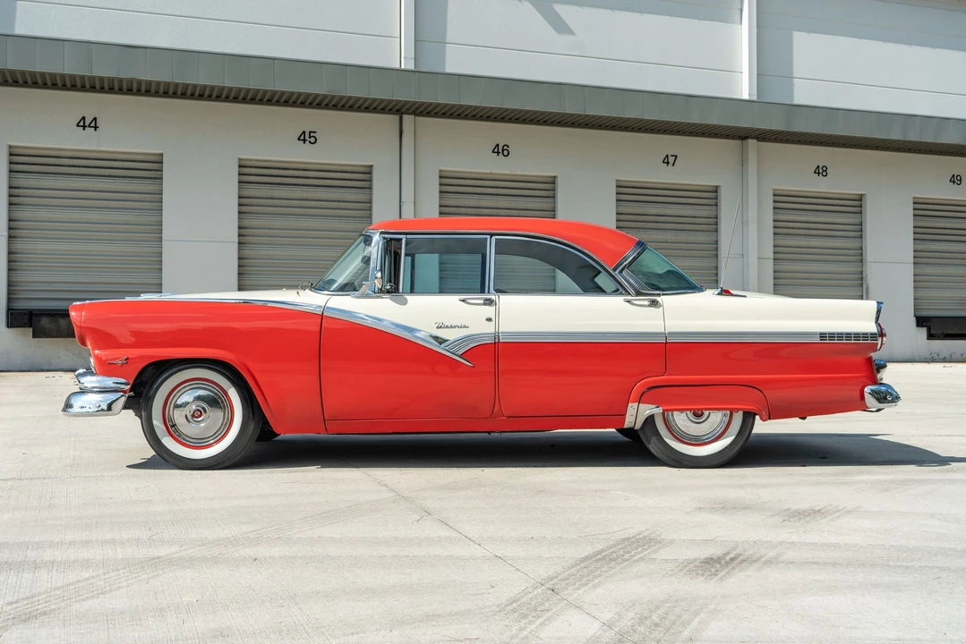 1956 Ford Fairlane 1st Gen - Image 5 of 31
