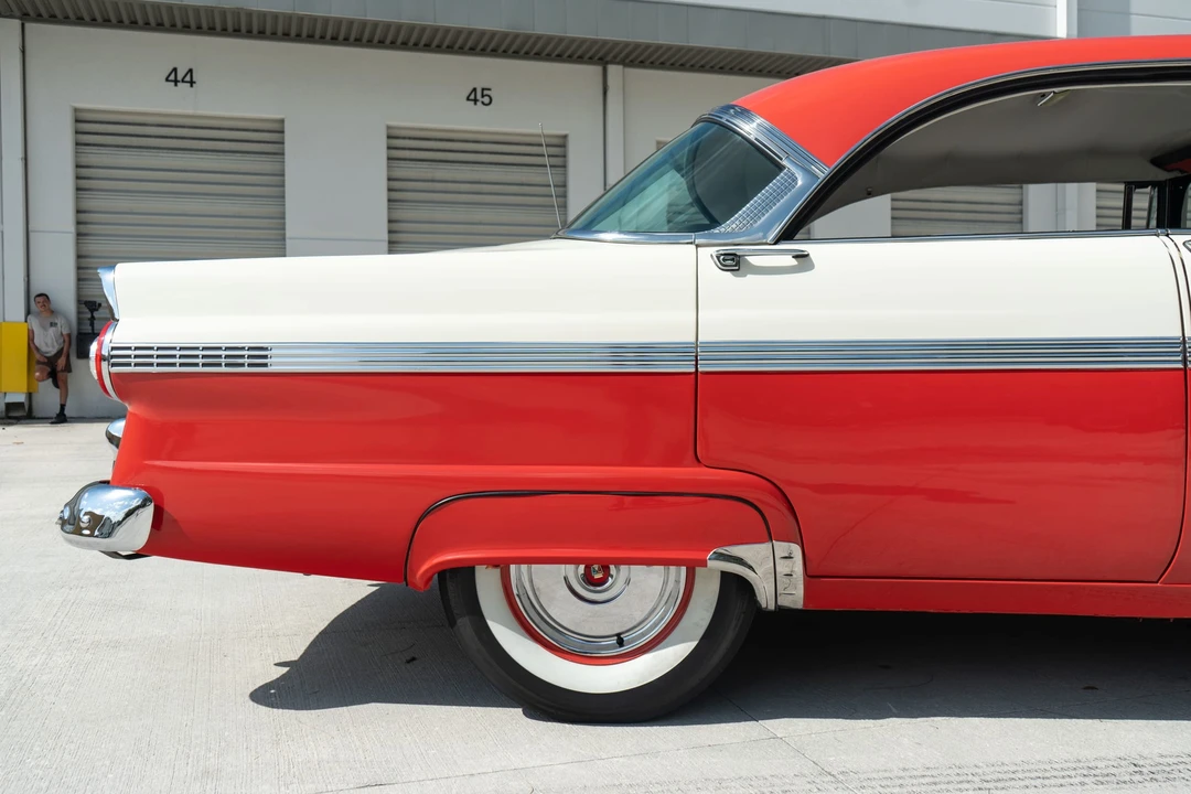 1956 Ford Fairlane 1st Gen - Image 29 of 31