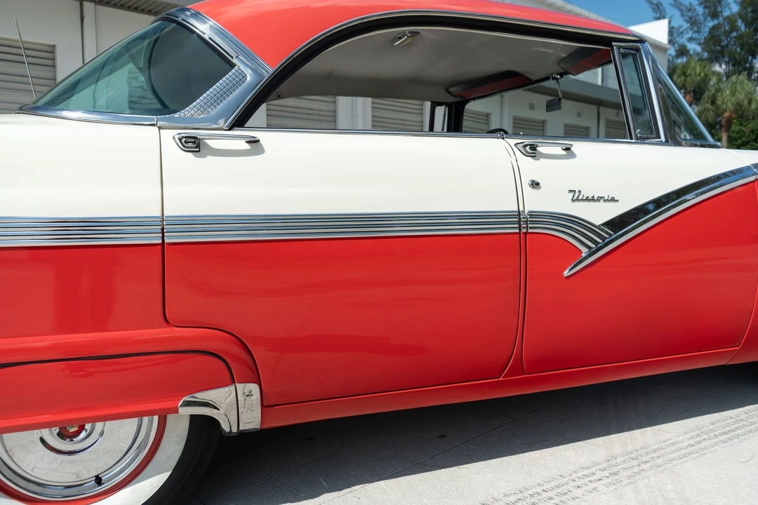1956 Ford Fairlane 1st Gen - Image 25 of 31