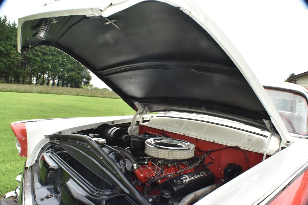 1956 Ford Fairlane 1st Gen - Image 16 of 31