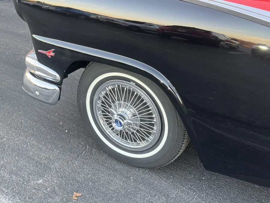 1956 Ford Fairlane 1st Gen - Image 4 of 10