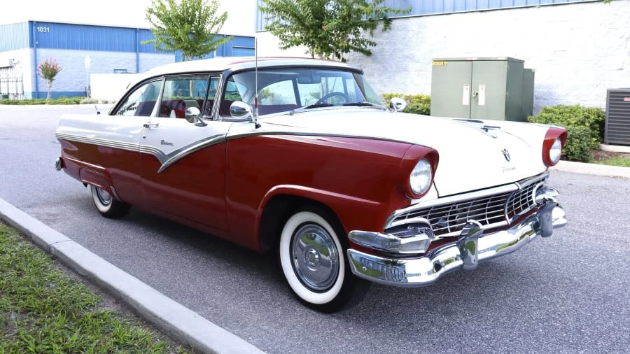 1956 Ford Fairlane 1st Gen - Image 4 of 14