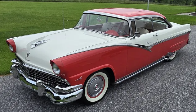 1956 Ford Fairlane Victoria