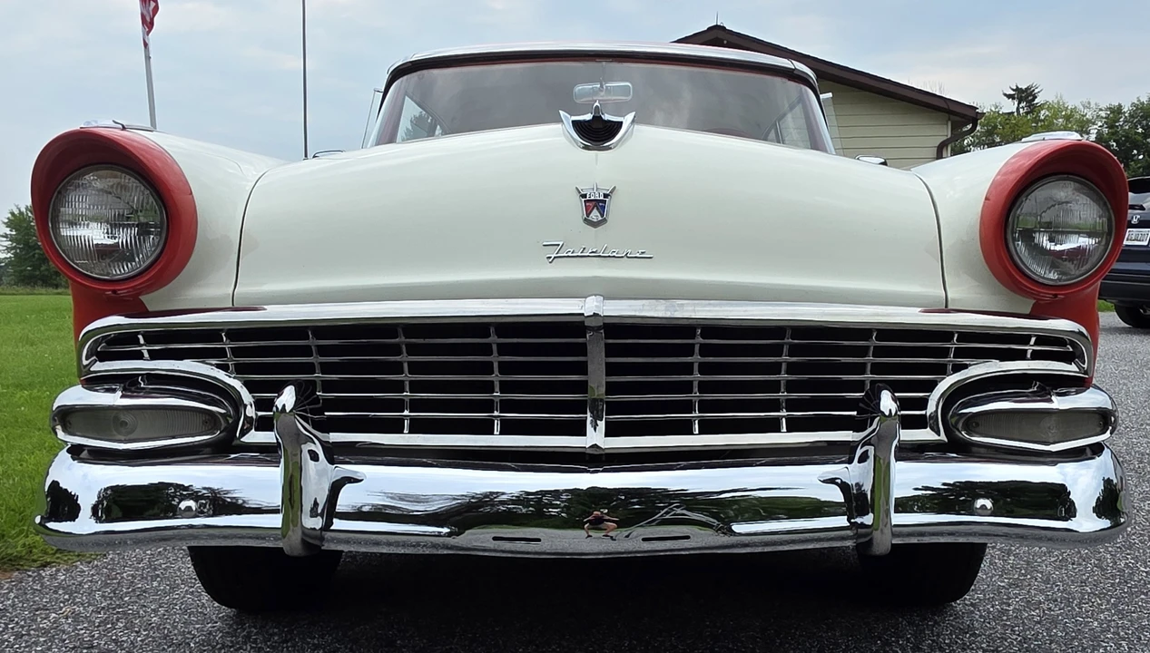 1956 Ford Fairlane 1st Gen - Image 19 of 31