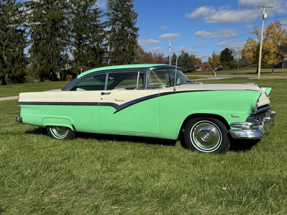 1956 Ford Fairlane 1st Gen - Image 17 of 31