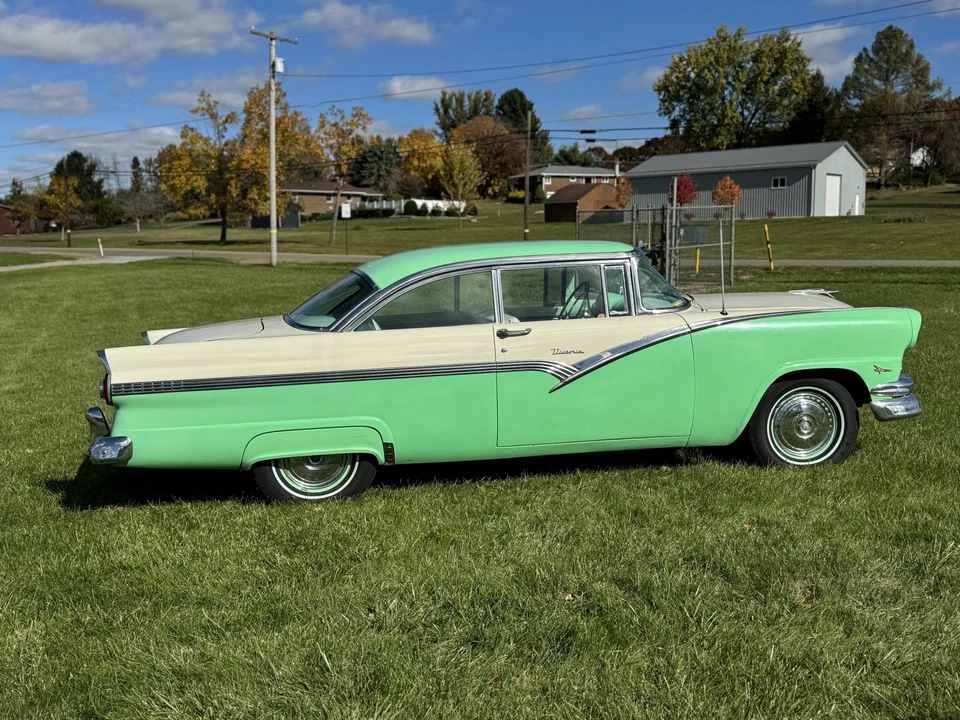1956 Ford Fairlane 1st Gen - Image 15 of 31
