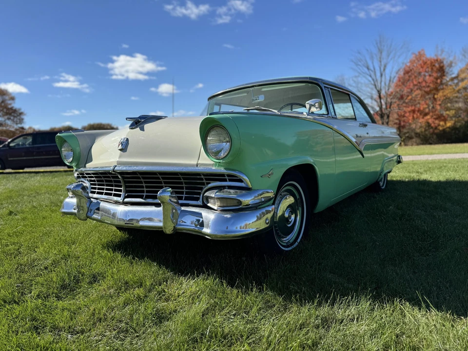 1956 Ford Fairlane 1st Gen - Image 3 of 31
