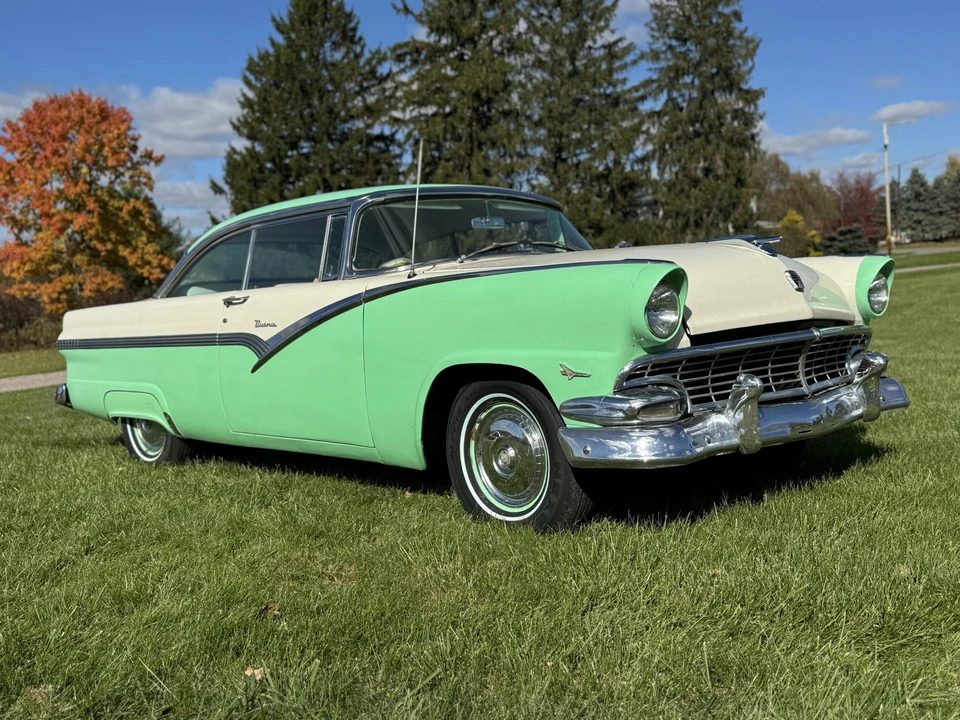 1956 Ford Fairlane 1st Gen - Image 18 of 31