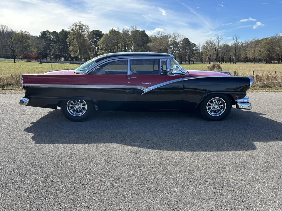 1956 Ford Fairlane 2nd Gen - Image 13 of 31