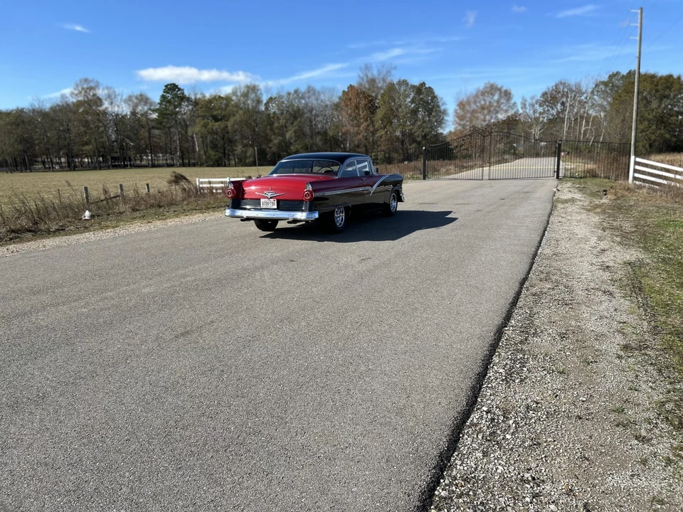 1956 Ford Fairlane 2nd Gen - Image 7 of 31