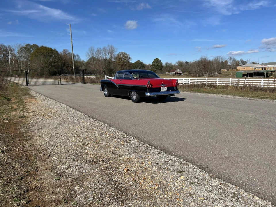 1956 Ford Fairlane 2nd Gen - Image 8 of 31