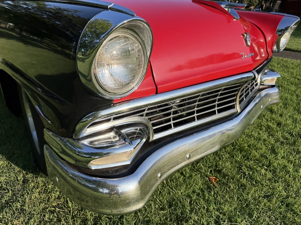 1956 Ford Fairlane 1st Gen - Image 21 of 31