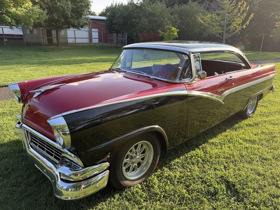1956 Ford Fairlane 1st Gen - Image 7 of 31