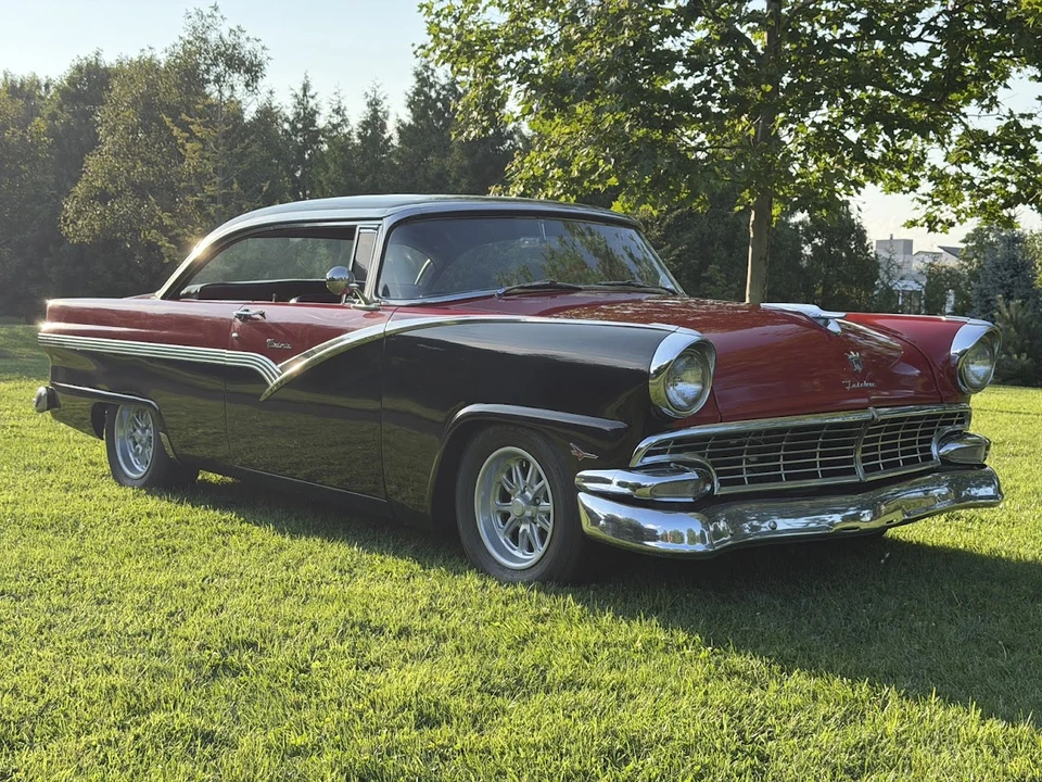 1956 Ford Fairlane 1st Gen - Image 11 of 31