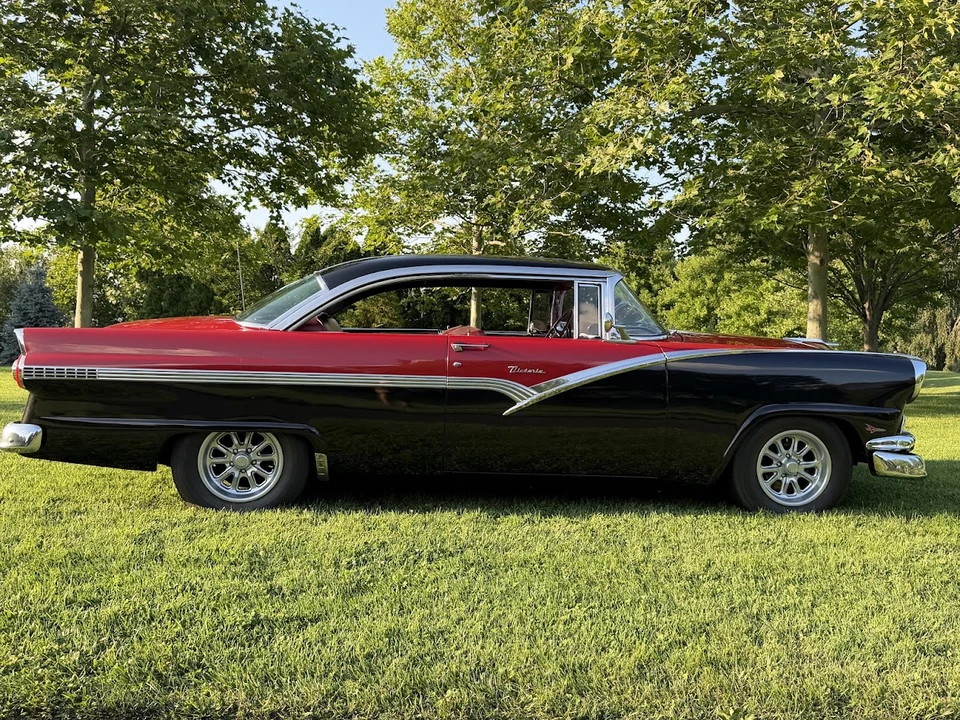 1956 Ford Fairlane 1st Gen - Image 12 of 31
