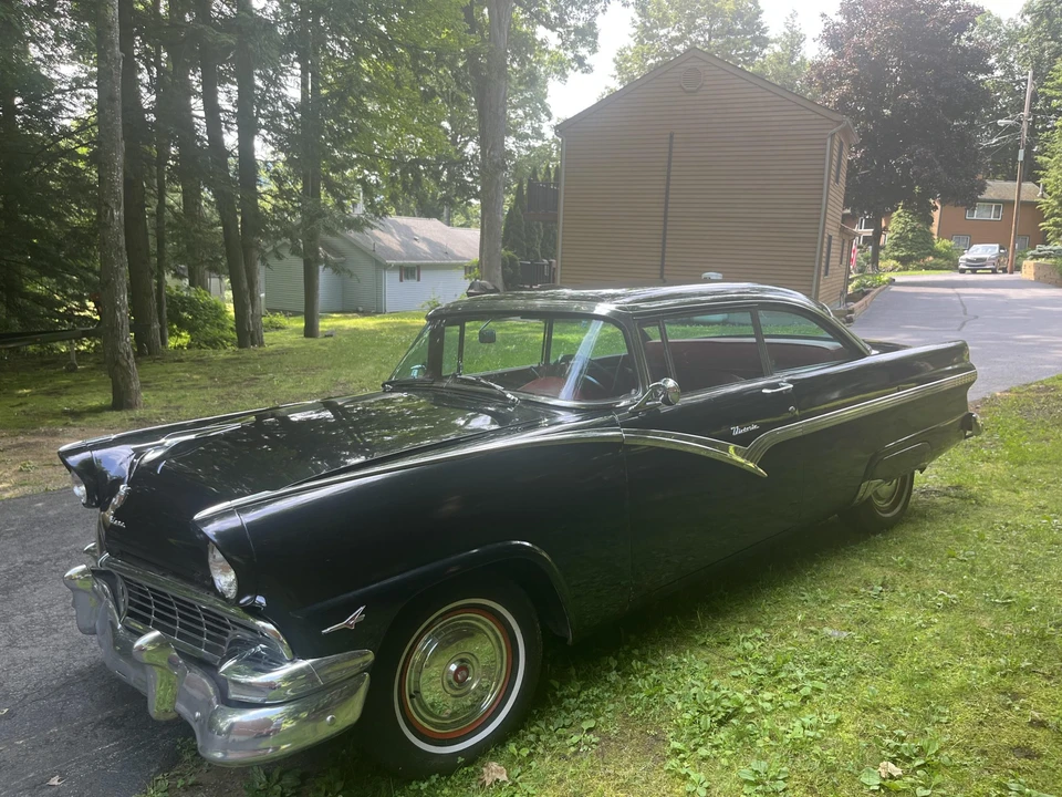 1956 Ford Fairlane 1st Gen - Image 2 of 31