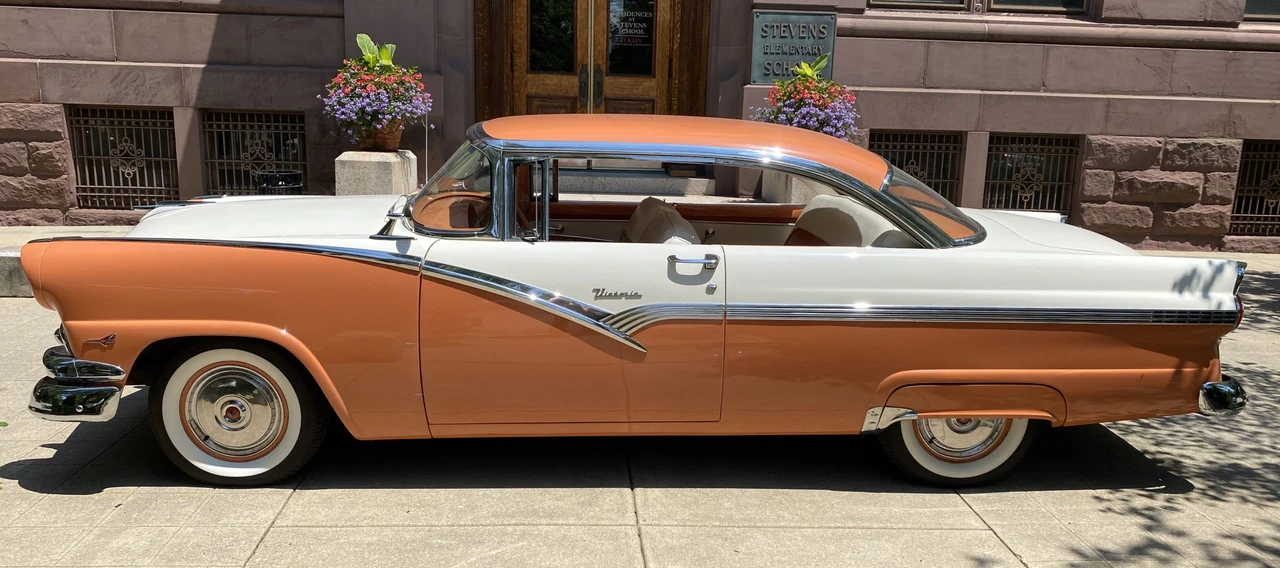 1956 Ford Fairlane 1st Gen - Image 9 of 31