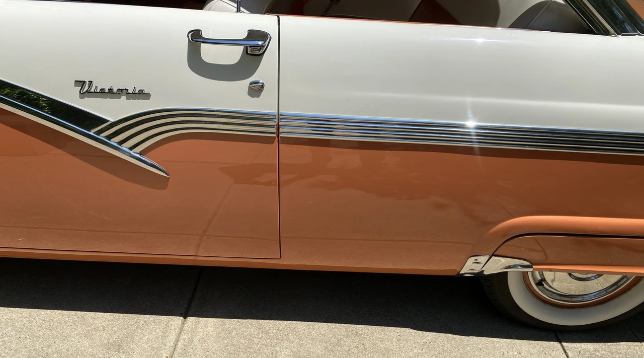 1956 Ford Fairlane 1st Gen - Image 22 of 31