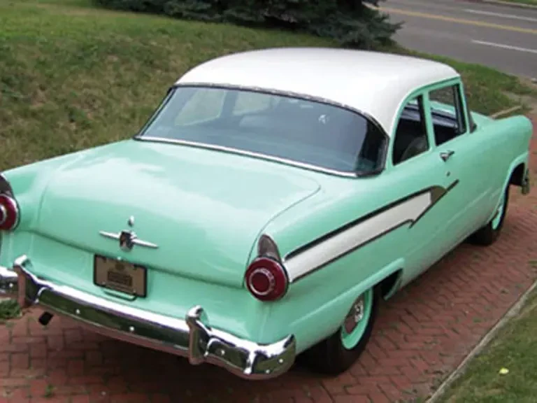 1956 Ford Customline - Image 9 of 10