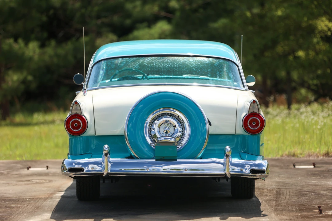 1956 Ford Customline - Image 5 of 31