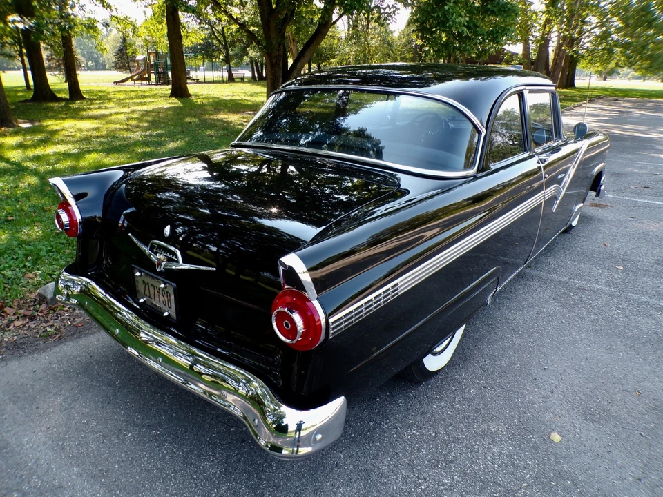 1956 Ford - Image 5 of 31