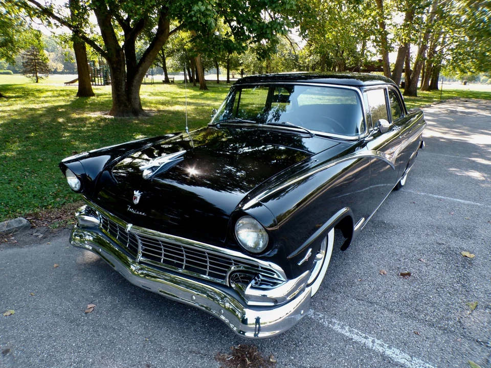 1956 Ford - Image 4 of 31