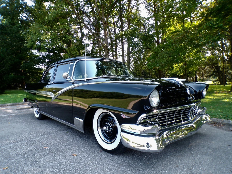 1956 Ford - Image 6 of 31