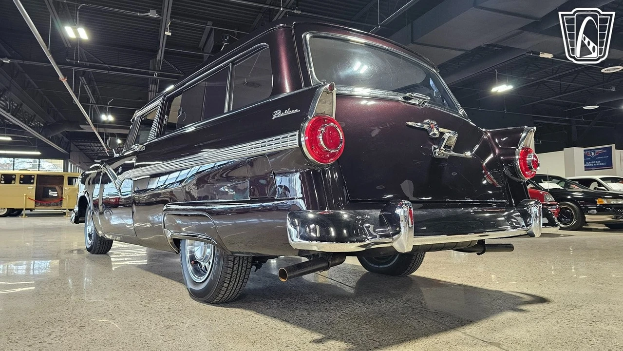 1956 Ford Customline - Image 8 of 21
