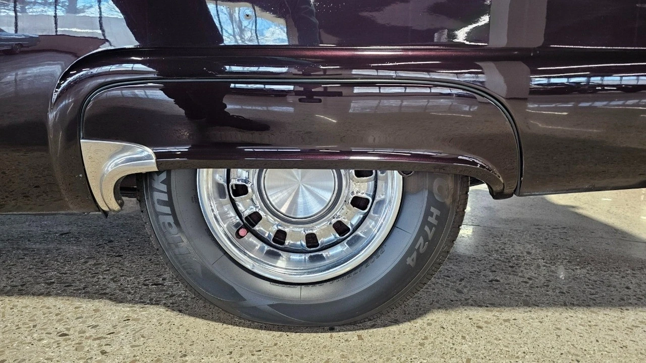 1956 Ford Fairlane 1st Gen - Image 8 of 12