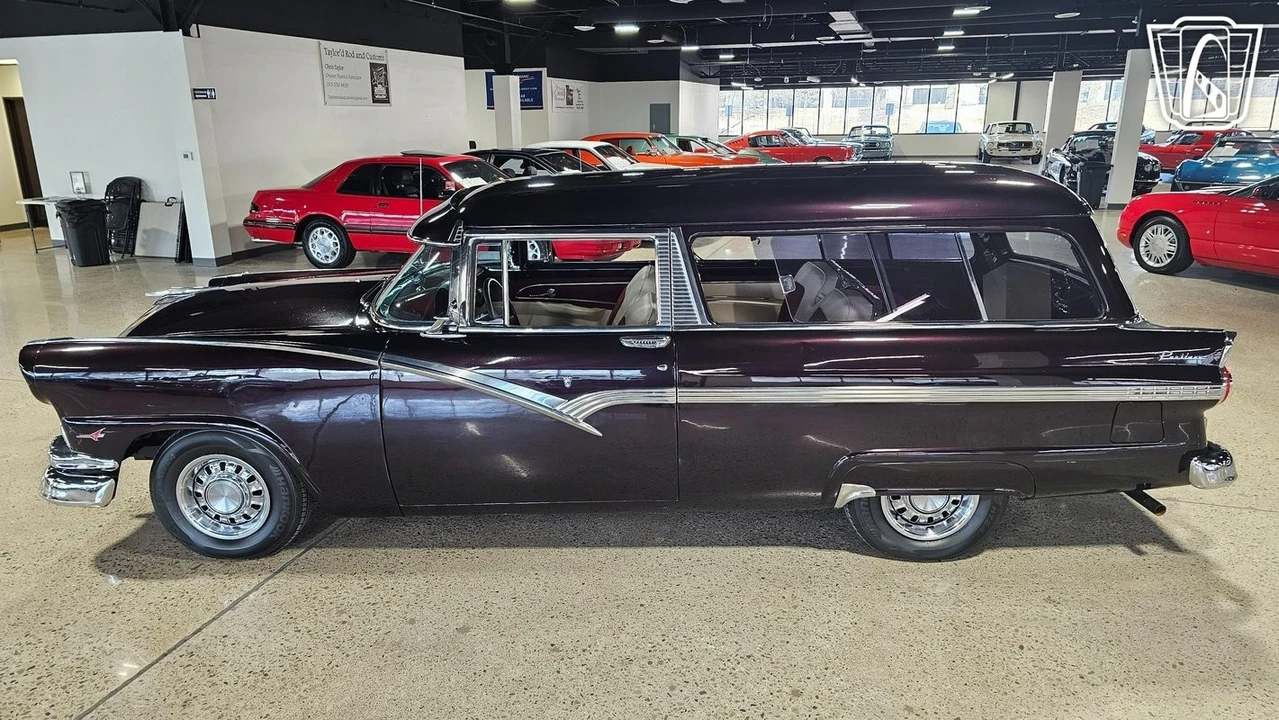 1956 Ford Fairlane 1st Gen - Image 5 of 12