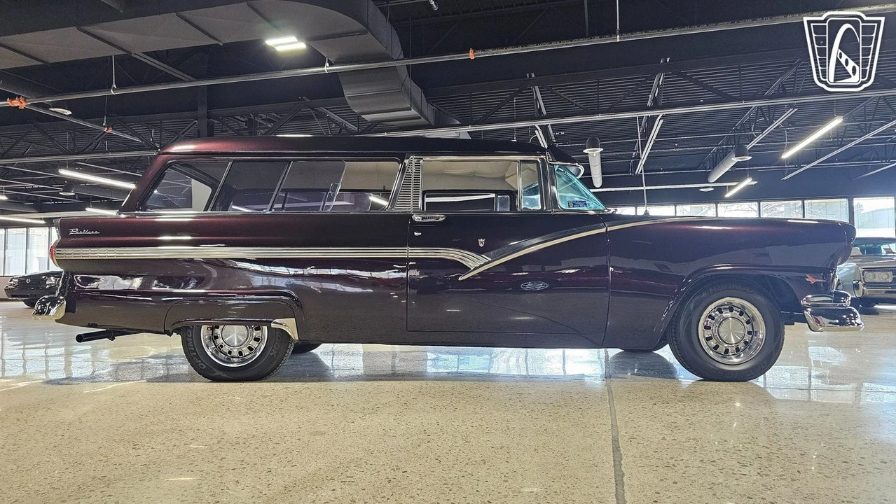 1956 Ford Customline - Image 14 of 21