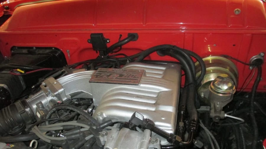 1956 Ford Fairlane 1st Gen - Image 8 of 9